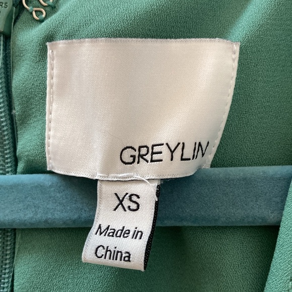 Greylin Green Floral Romper XS - Picture 3 of 4